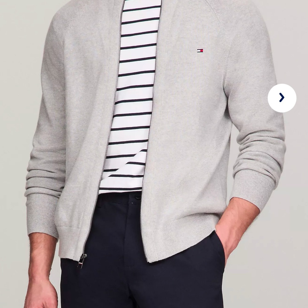 Tommy Hilfiger Solid Logo Zip Sweater MSRP $99